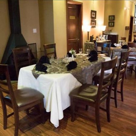 Anta Boga Hotel Bloemfontein Ngoại thất bức ảnh