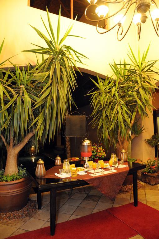 Anta Boga Hotel Bloemfontein Ngoại thất bức ảnh