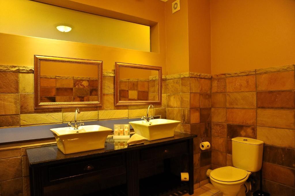 Anta Boga Hotel Bloemfontein Ngoại thất bức ảnh